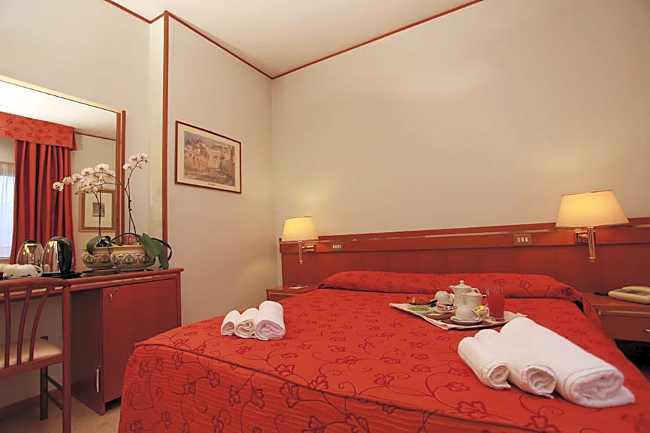 Photo 1 of 6 of Double Room