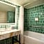 Holiday Inn Savannah S - I-95 Gateway Hotel By IHG