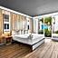 Tropical Palms Hotel