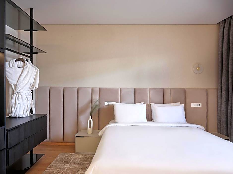 Nur Outline Aparthotel