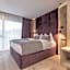 Perfect Lodgings Panorama