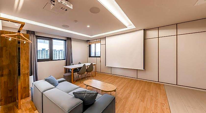 Brown-Dot Hotel Ulsan Sincheon