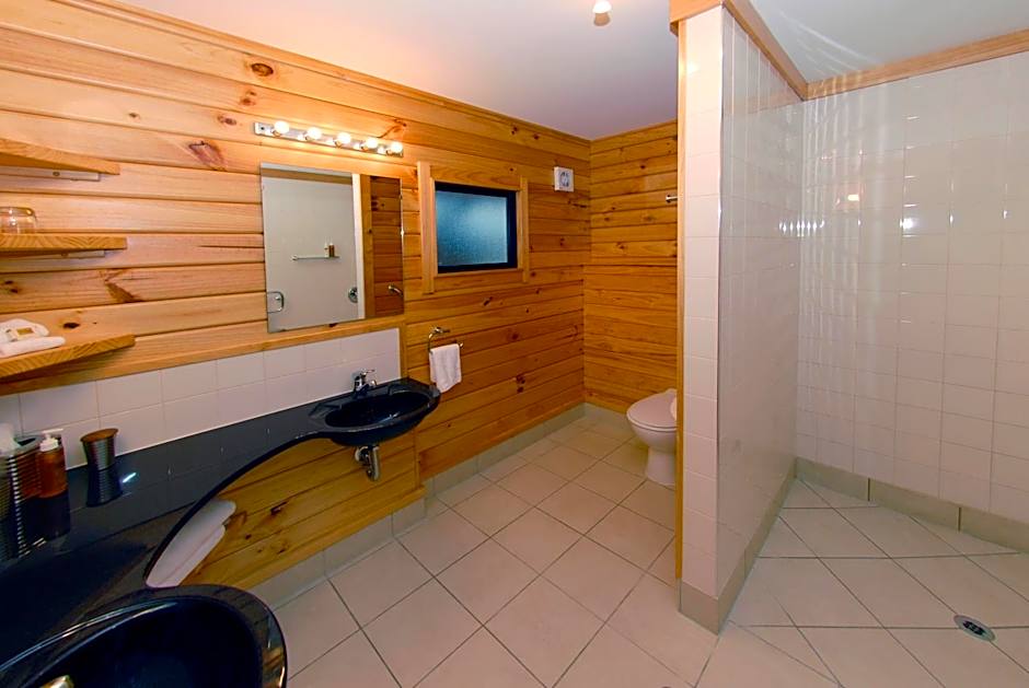 Westwood Lodge