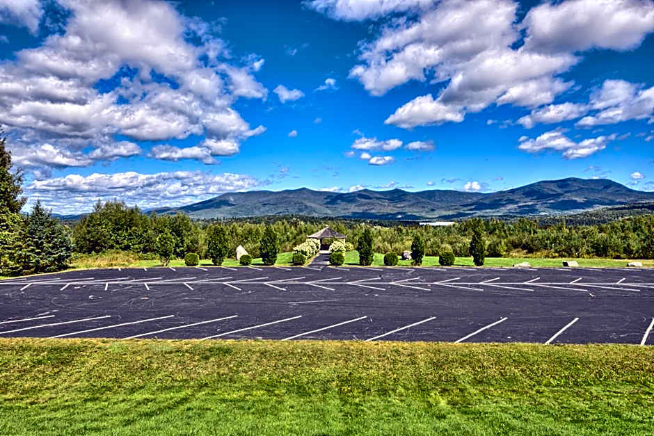 Cabot Inn & Suites