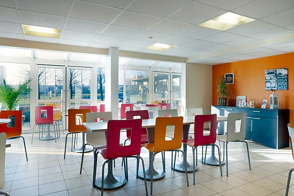 Premiere Classe Maubeuge