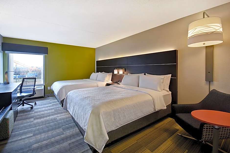 Holiday Inn Express & Suites Allentown-Dorney Park Area By IHG