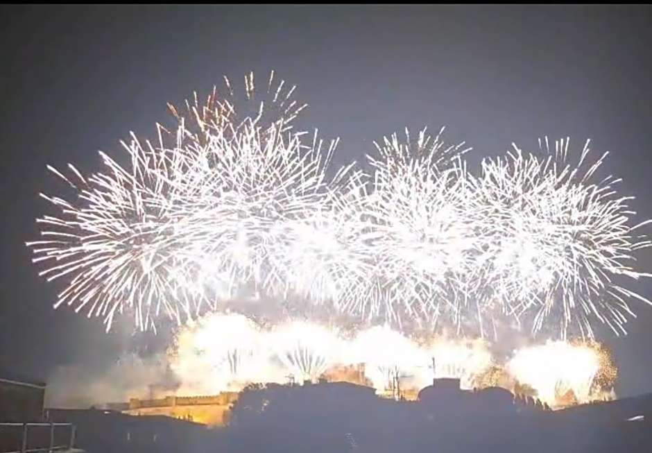 Rooftop Face à la Cité 'RFC'