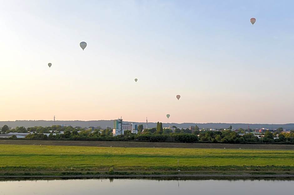 Amedia Dresden Elbpromenade, Trademark Collection by Wyndham