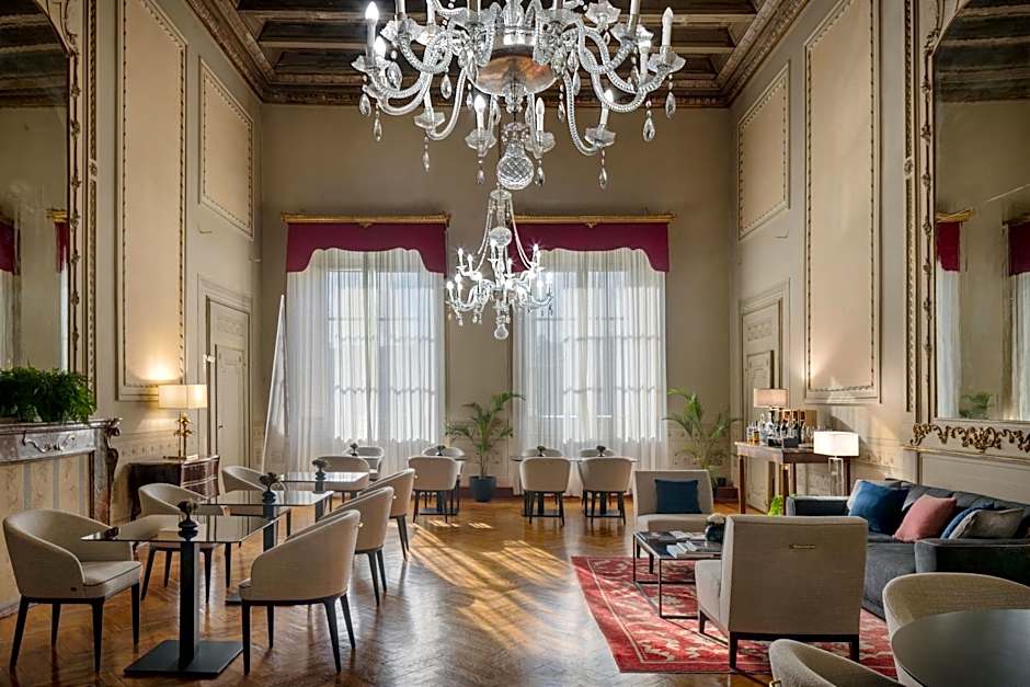 Leone Blu Suites | UNA Esperienze