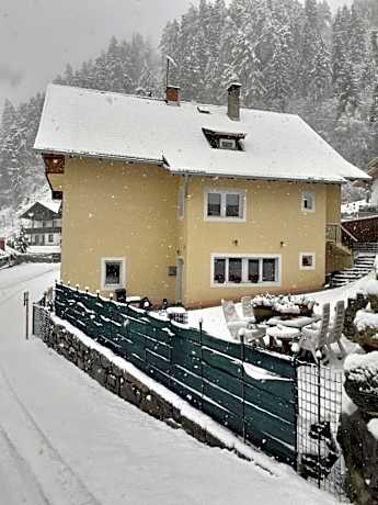 Zirnberg Appartements