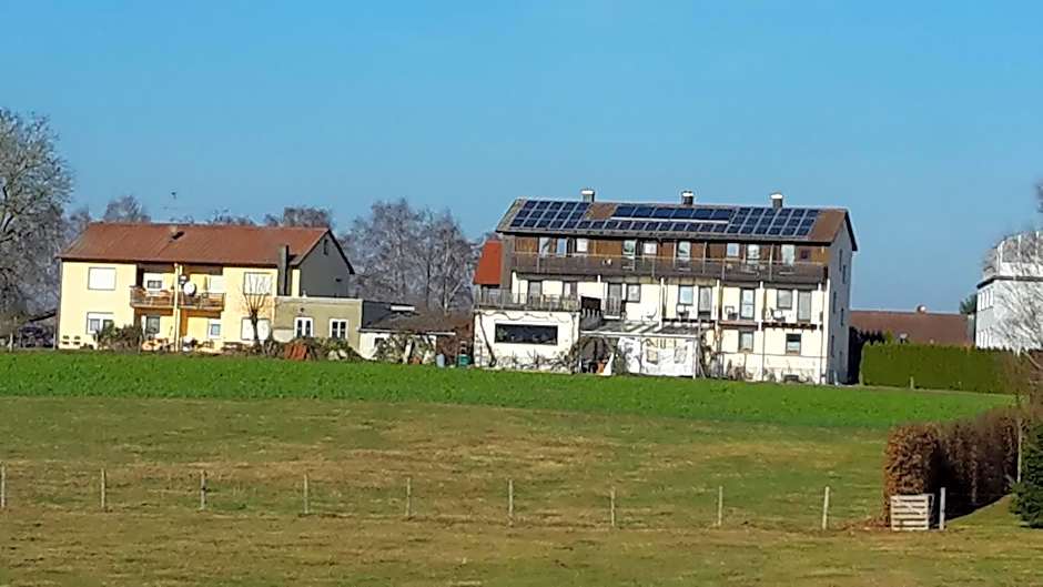 Hotel-Pension-Waldblick