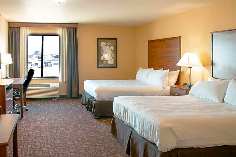 Grand Forks Lodge and Suites