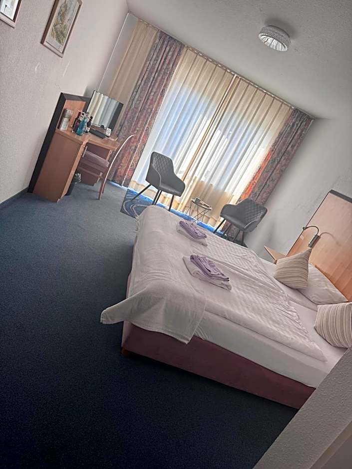 Zdjęcie 1 z 2 — Double Room
