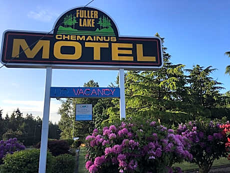 Fuller Lake Chemainus Motel
