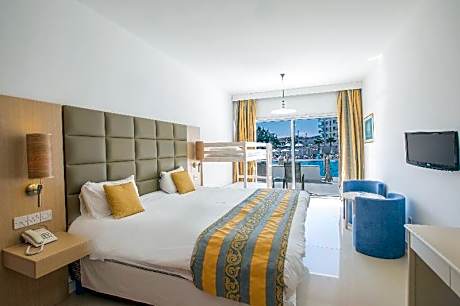 Family Room with Side Sea View