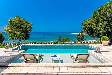 Luxury Glamping Beach Villas Porto Bus