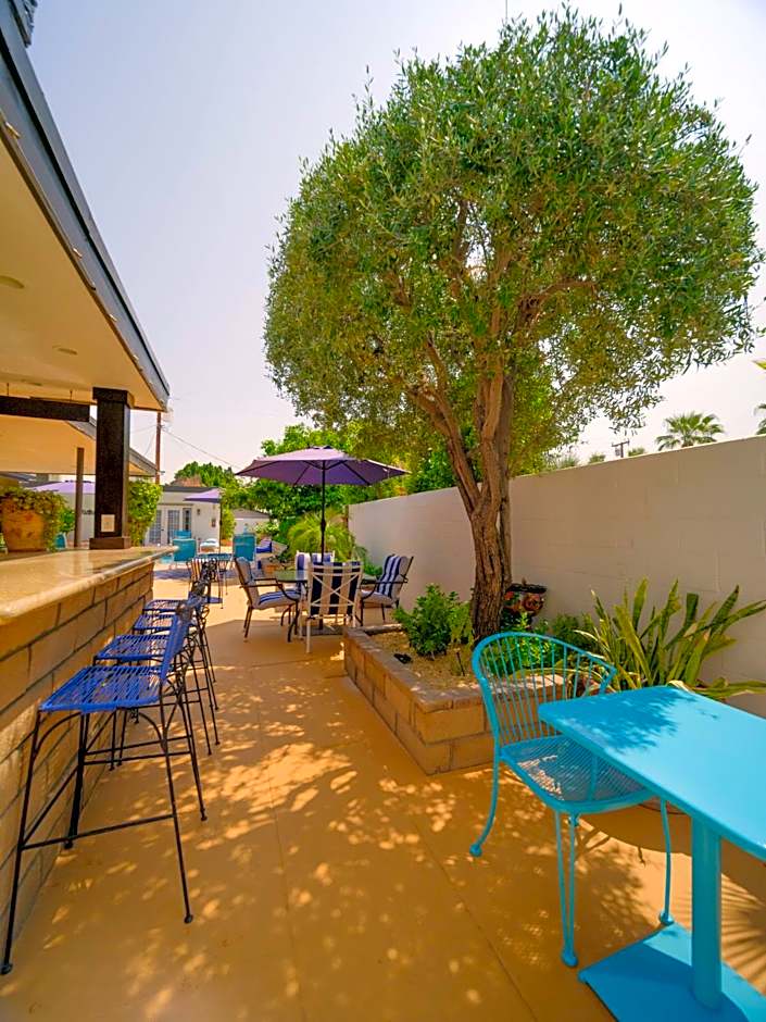 Old Ranch Inn - Adults Only 21 & Up