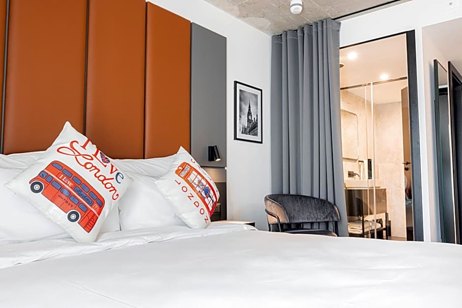 The Londoner Hotel St. Julian's