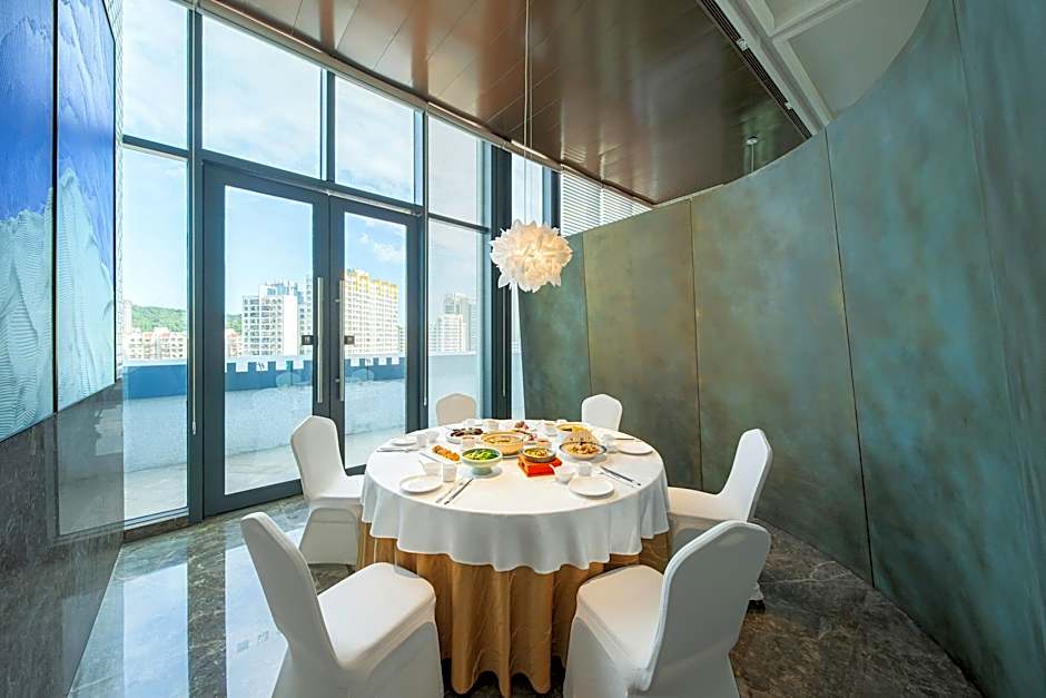 Holiday Inn Zhuhai City Center By IHG