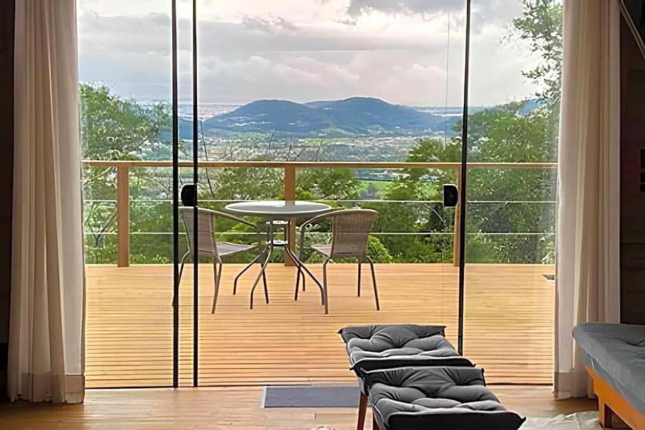 Chalé dos Alpes 2 hidromassagem e Lareira