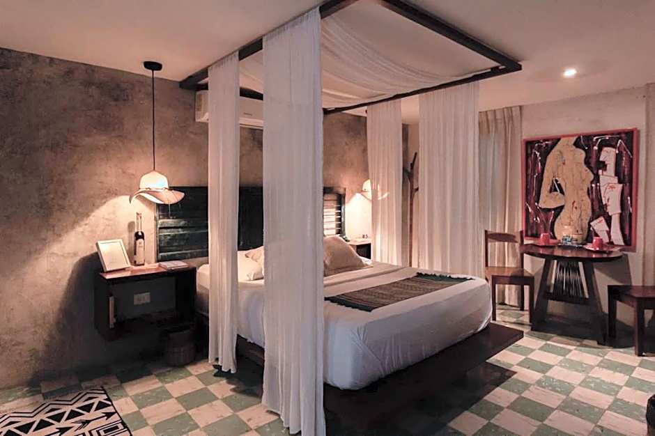 CASA CHAKÁ BOUTIQUE