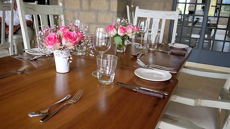 Soames Hotel & Jack' s Bar