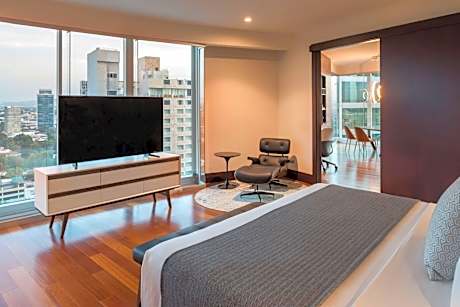 Suite with View
