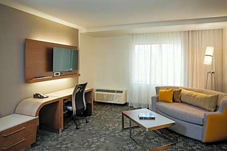 King Room with Sofa Bed and Roll-in Shower - Mobility Accessible