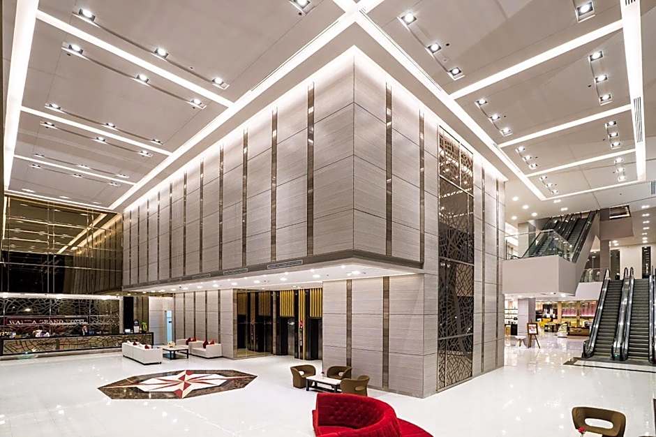 Best Western Plus Wanda Grand Hotel