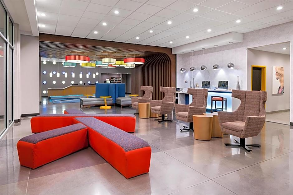 GLo Best Western Enid OK Downtown/Convention Center Hotel