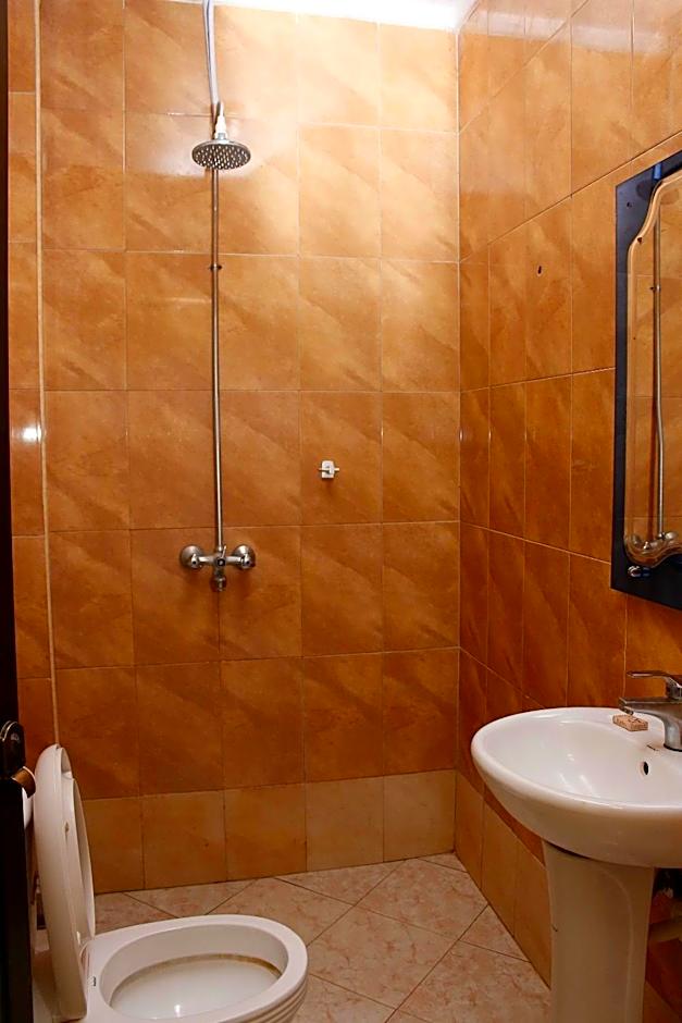 Bright Star Hotel & Safaris