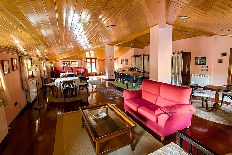 Hotel Esther