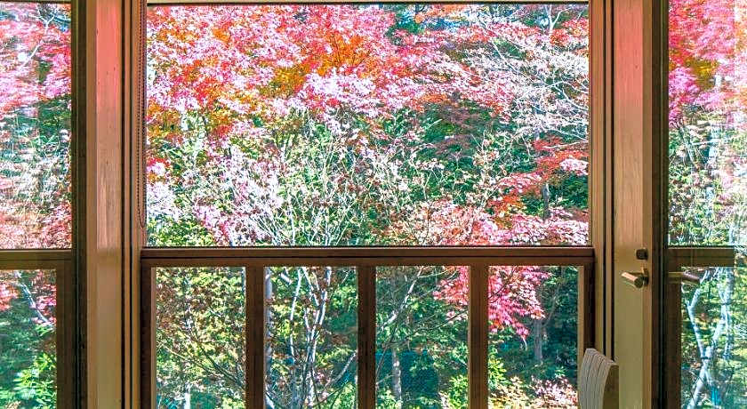 SHISHI-IWA HOUSE KARUIZAWA