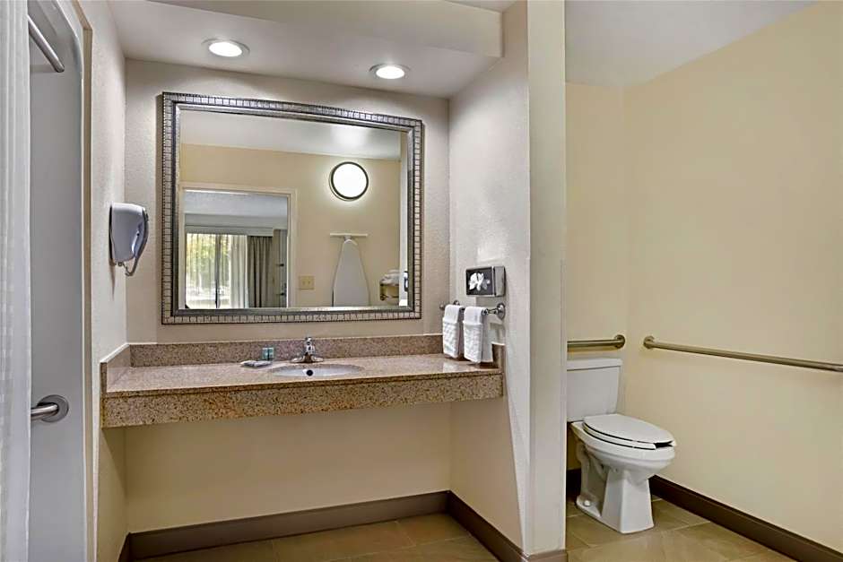 Best Western Inn & Suites Monroe