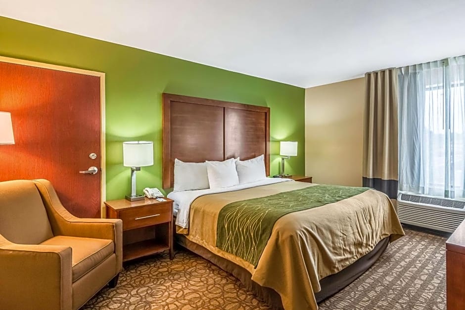 Comfort Inn & Suites Panama City Mall