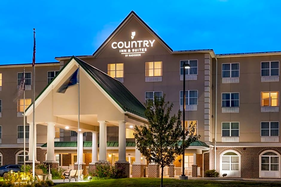 Country Inn & Suites by Radisson, Harrisburg - Hershey-West, PA