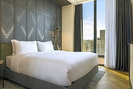 1 Bedroom Suite, 1 Double, Balcony