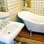 Smile Food Spa Bed and Breakfast