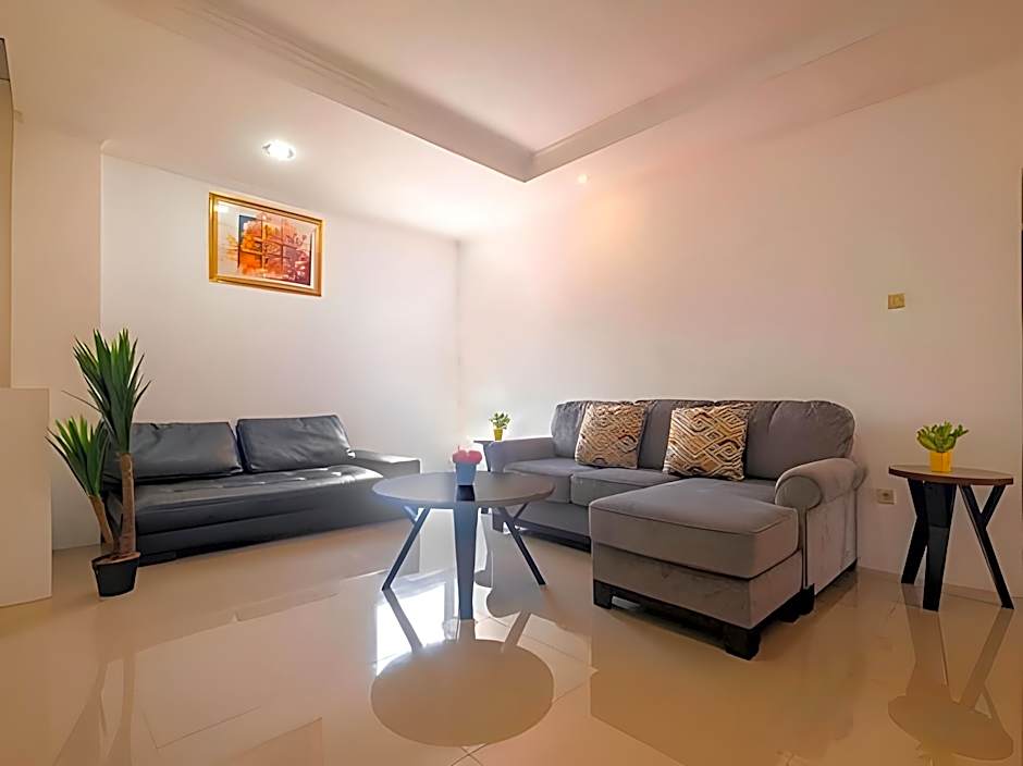 RedDoorz near Exit Toll Moh Toha