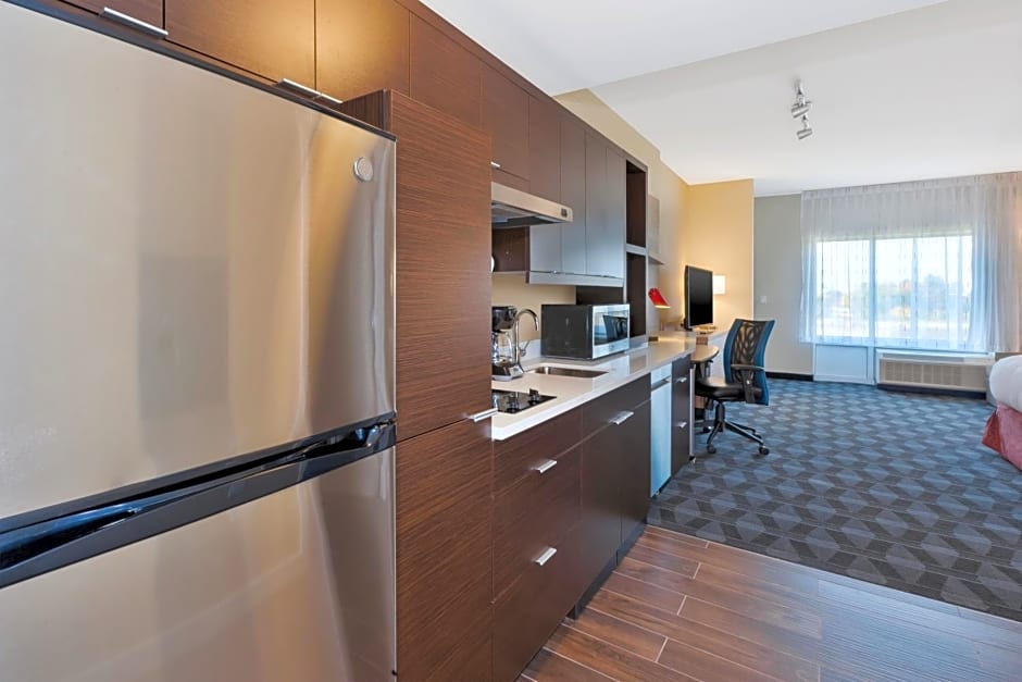TownePlace Suites by Marriott Grand Rapids Airport Southeast