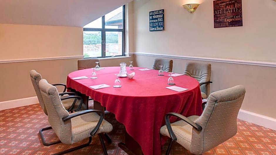 Holiday Inn Rotherham-Sheffield M1Jct.33 By IHG