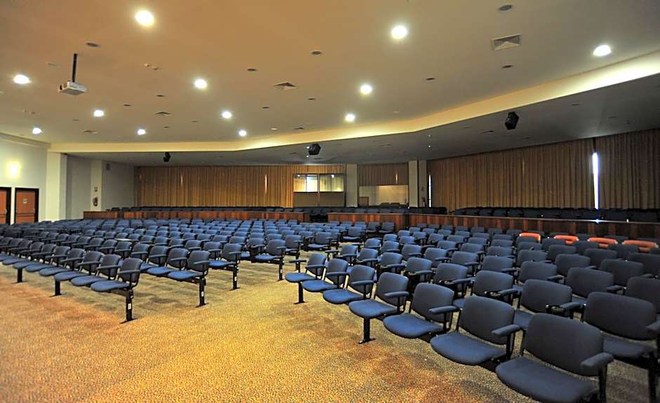 Axis Vermar Conference & Beach Hotel