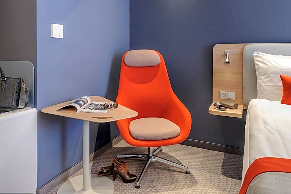 Holiday Inn Express Berlin - Alexanderplatz By IHG