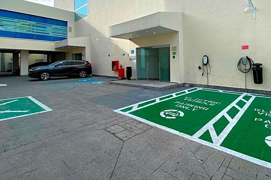 Hotel MX forum buenavista CDMX, Trademark by Wyndham