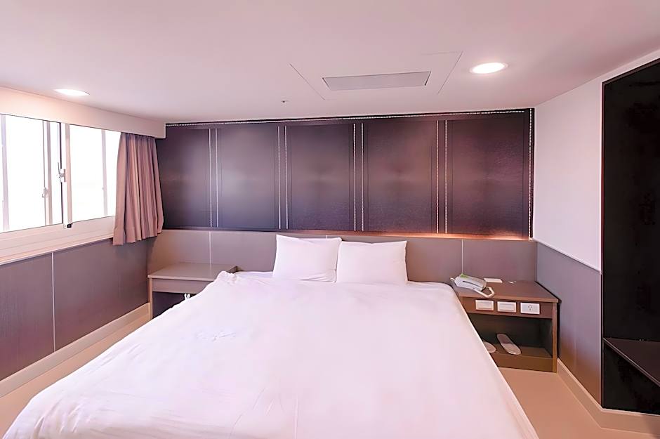 Kiwi Express Hotel -Zhongzheng Rd