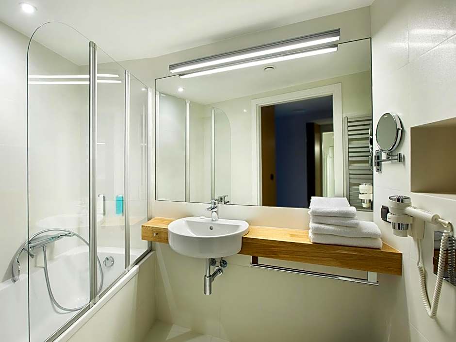 Regatta Hotel Restauracja Spa