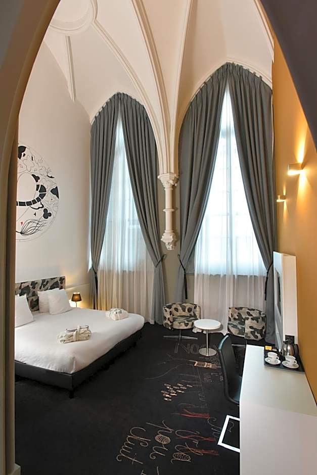 Martin's Dream Hotel