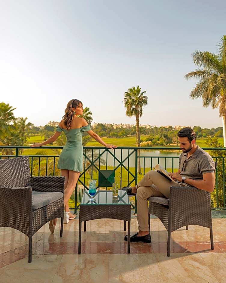 Hilton Pyramids Golf