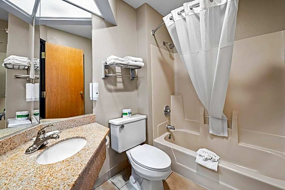 Quality Inn La Crosse North