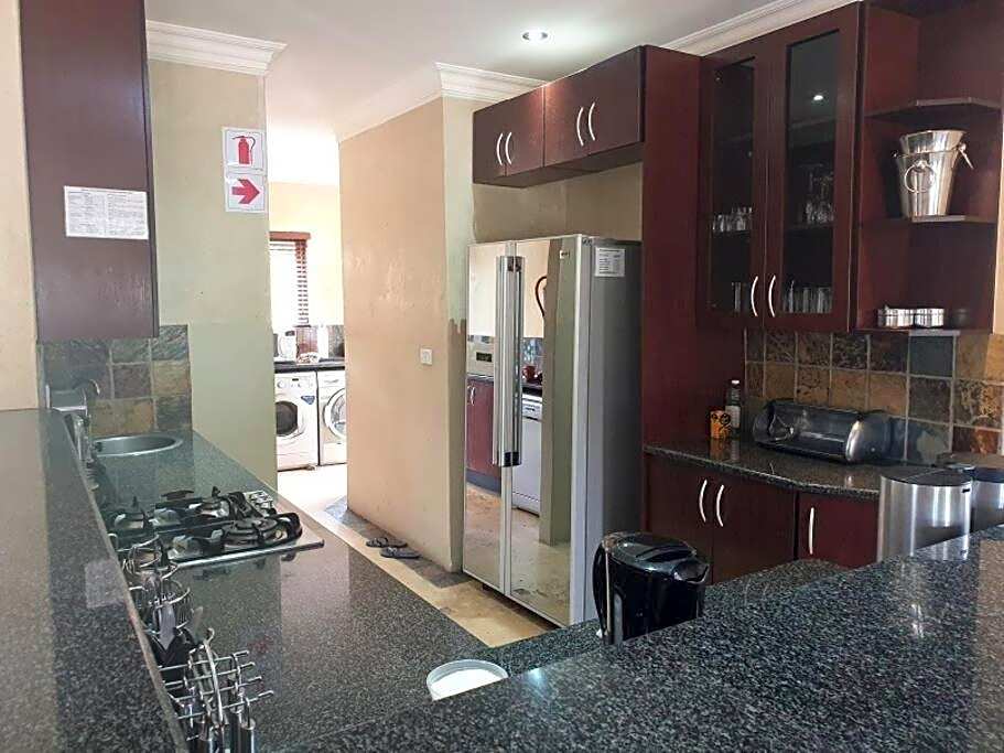 Zebula Golf and Wildlife Estate - Great Heights Pax 16 - Moi Signature Luxury villa